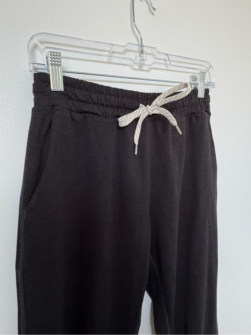 Vuori Performance Jogger - Picture 6 of 6